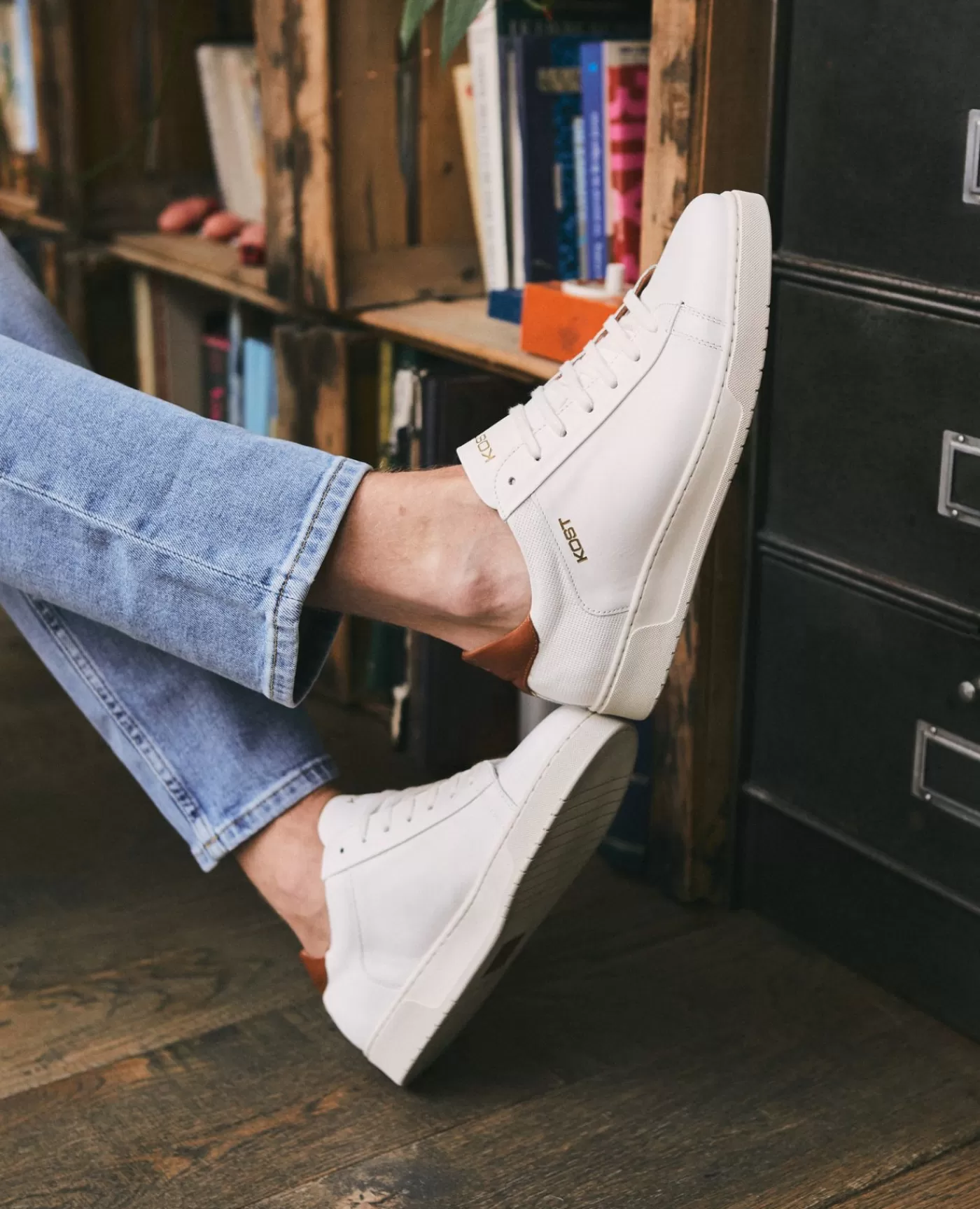 Discount KOST Paris BATTLE 8  Sneakers Blanches Grande Taille Homme Blanc+cognac